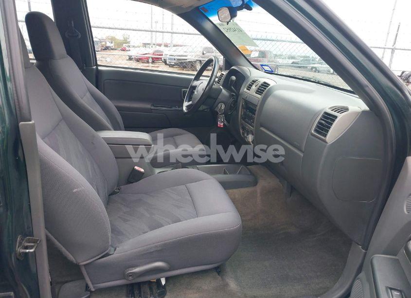 Photo 5 of 2005 Chevrolet Colorado LS (VIN 1GCDS136858281801)