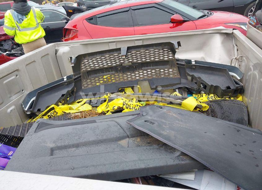 Photo 11 of 2004 Chevrolet Colorado LS (VIN 1GCDS136948126270)