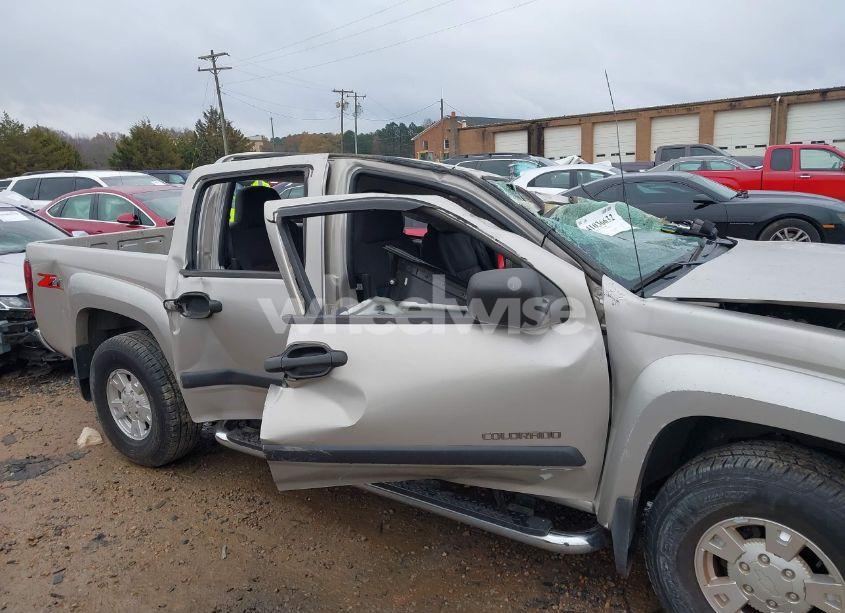 Photo 12 of 2004 Chevrolet Colorado LS (VIN 1GCDS136948126270)