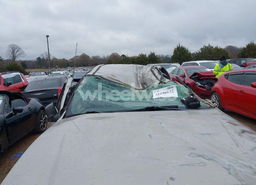 Photo 13 of 2004 Chevrolet Colorado LS (VIN 1GCDS136948126270)