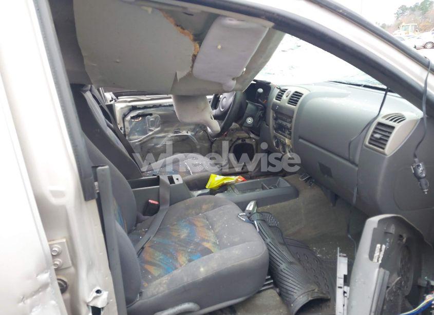 Photo 5 of 2004 Chevrolet Colorado LS (VIN 1GCDS136948126270)