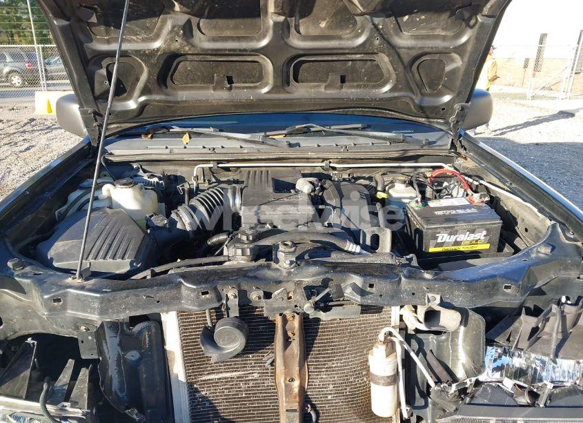 Photo 10 of 2004 Chevrolet Colorado LS (VIN 1GCDS136X48108232)