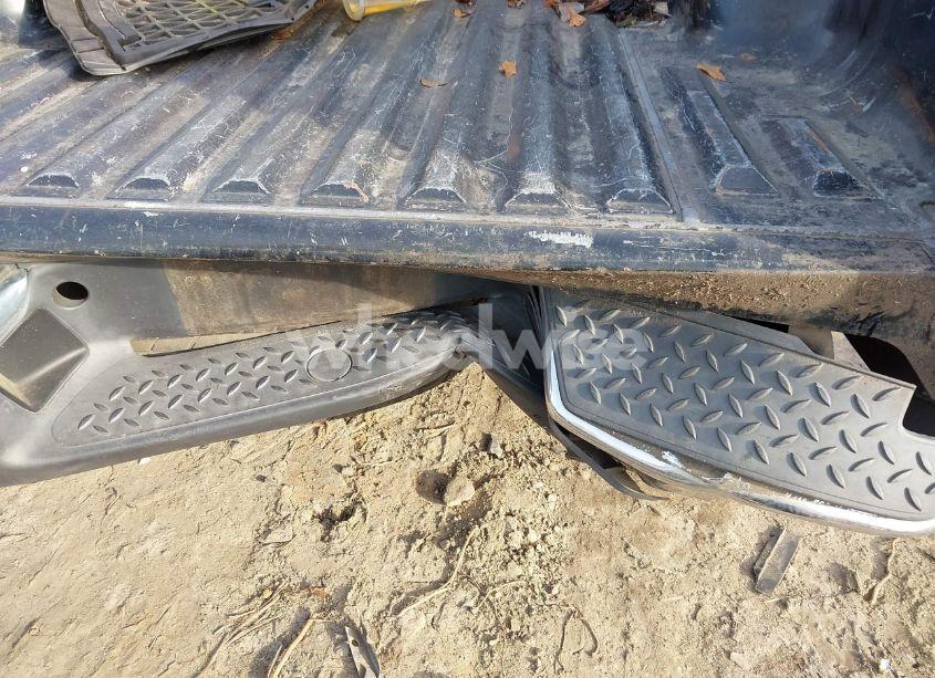 Photo 6 of 2005 Chevrolet Colorado LS (VIN 1GCDS136X58236651)