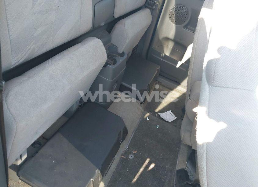 Photo 8 of 2005 Chevrolet Colorado LS (VIN 1GCDS196158155254)