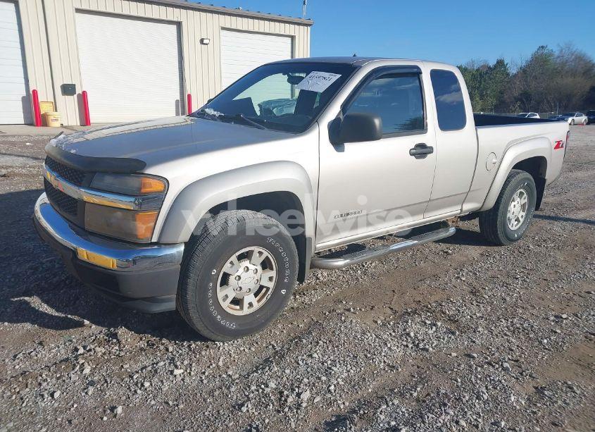 Photo 2 of 2005 Chevrolet Colorado LS (VIN 1GCDS196758119567)