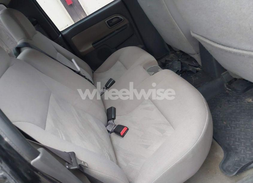 Photo 8 of 2004 Chevrolet Colorado LS (VIN 1GCDT136048123190)