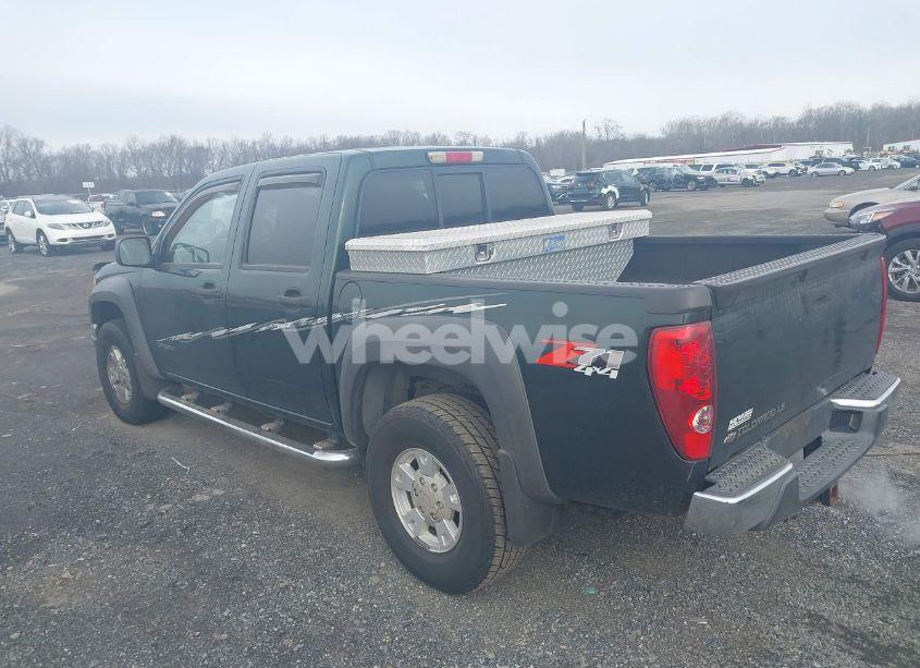 Photo 3 of 2005 Chevrolet Colorado LS (VIN 1GCDT136058225588)