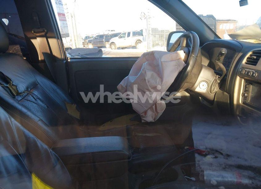 Photo 5 of 2004 Chevrolet Colorado LS (VIN 1GCDT136148102512)