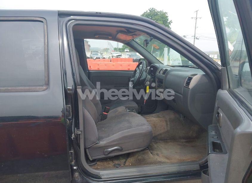 Photo 5 of 2005 Chevrolet Colorado LS (VIN 1GCDT136158260379)