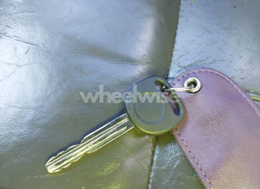 Photo 11 of 2004 Chevrolet Colorado LS (VIN 1GCDT136248168194)