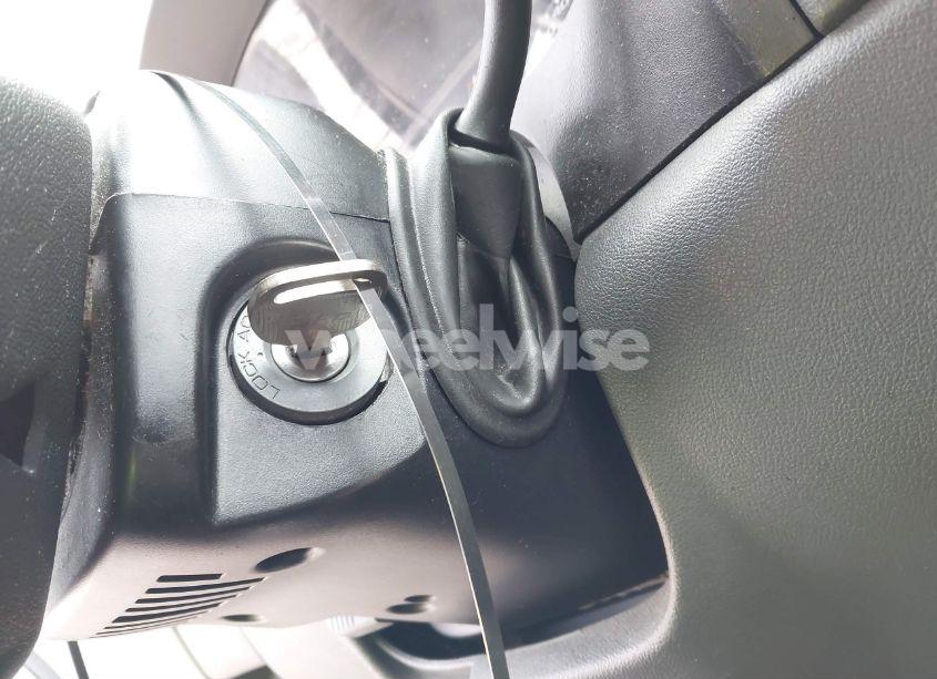 Photo 11 of 2005 Chevrolet Colorado LS (VIN 1GCDT136258135116)