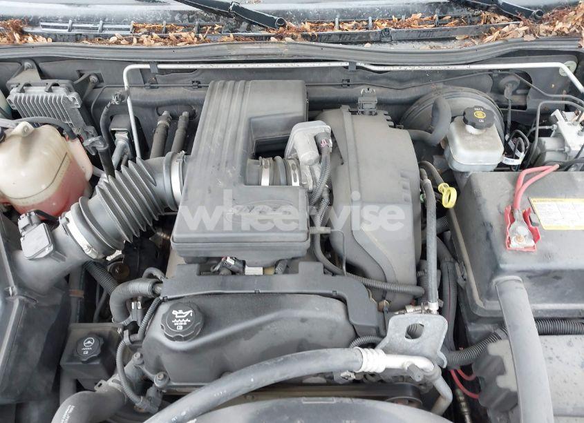 Photo 10 of 2005 Chevrolet Colorado LS (VIN 1GCDT136258144110)