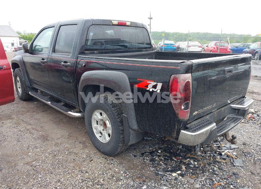 Photo 3 of 2005 Chevrolet Colorado LS (VIN 1GCDT136258144110)