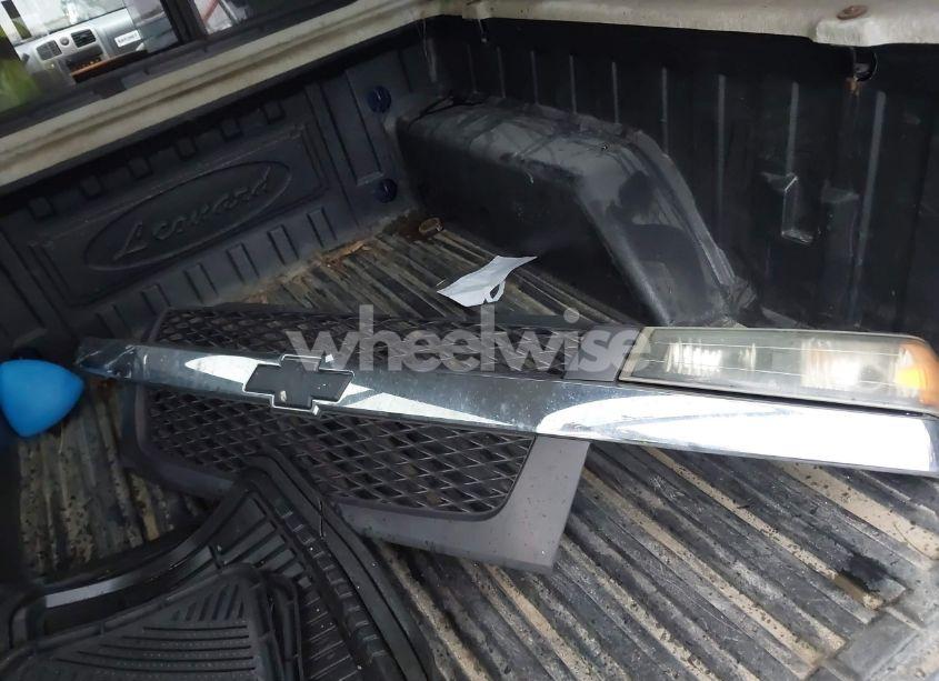 Photo 12 of 2005 Chevrolet Colorado LS (VIN 1GCDT136258152045)