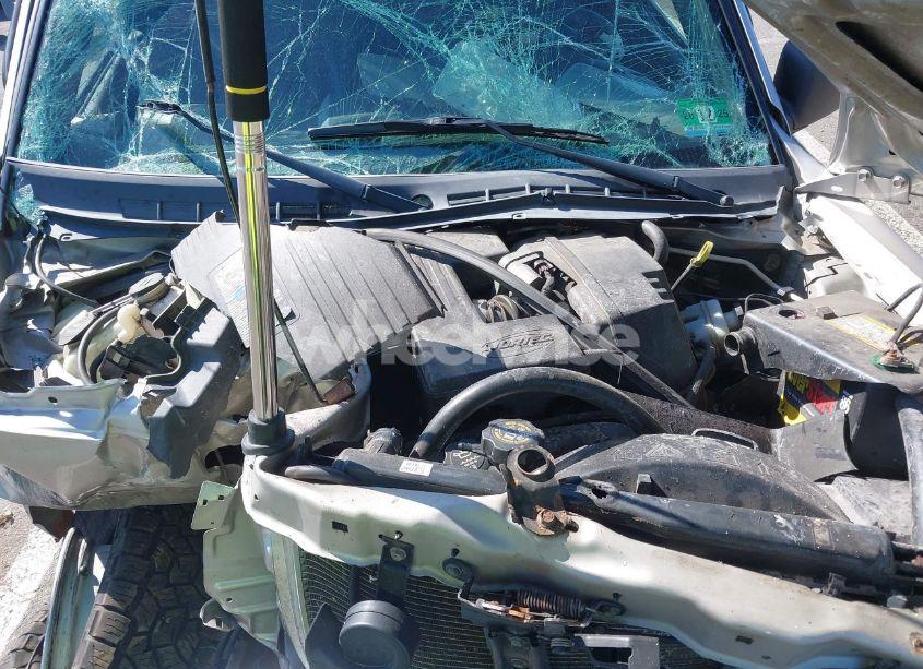 Photo 10 of 2004 Chevrolet Colorado LS (VIN 1GCDT136348198952)