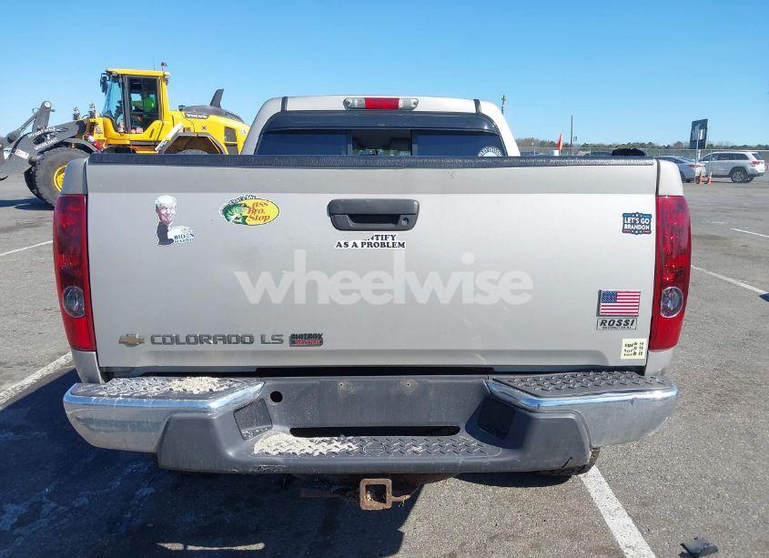 Photo 16 of 2004 Chevrolet Colorado LS (VIN 1GCDT136348198952)