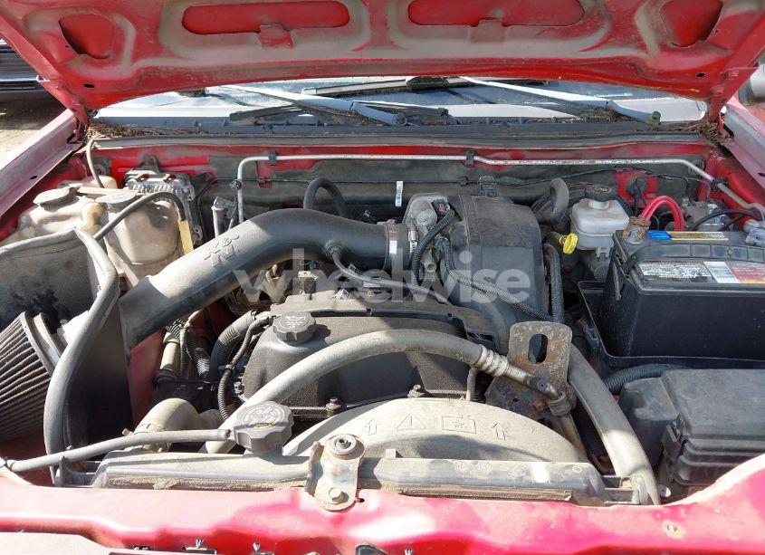 Photo 10 of 2005 Chevrolet Colorado LS (VIN 1GCDT136358262618)