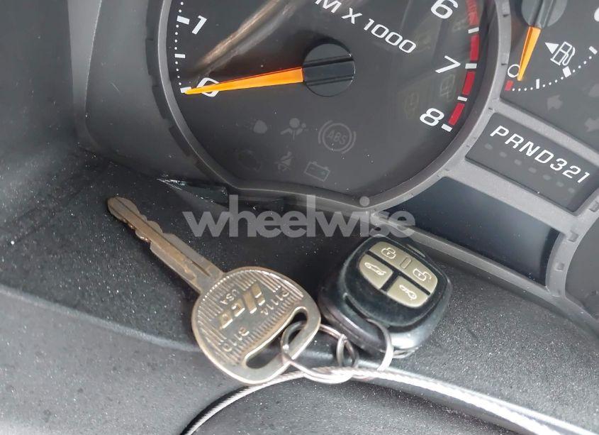 Photo 11 of 2004 Chevrolet Colorado LS (VIN 1GCDT136448185501)