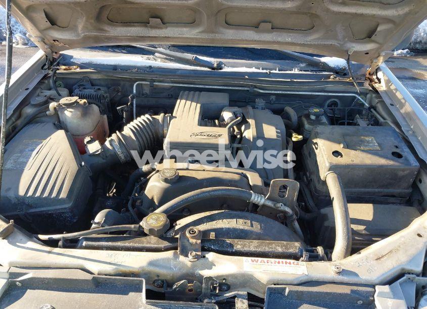 Photo 10 of 2004 Chevrolet Colorado LS (VIN 1GCDT136548123279)