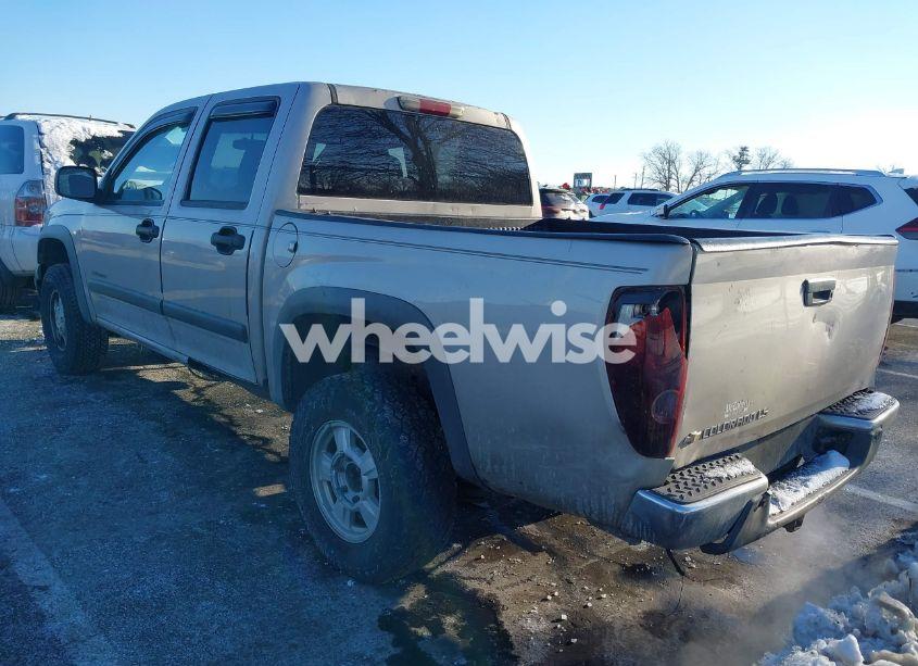 Photo 3 of 2004 Chevrolet Colorado LS (VIN 1GCDT136548123279)