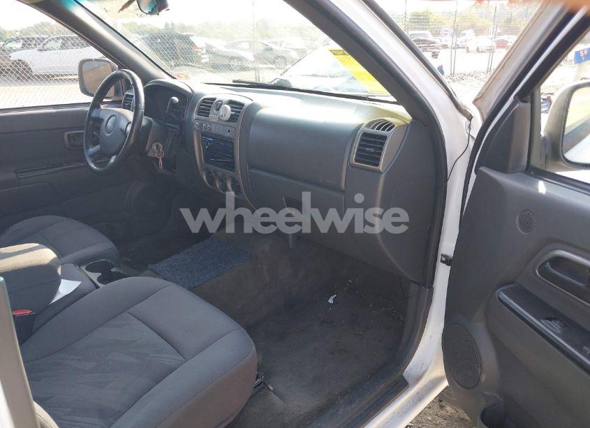 Photo 5 of 2005 Chevrolet Colorado (VIN 1GCDT136558211136)