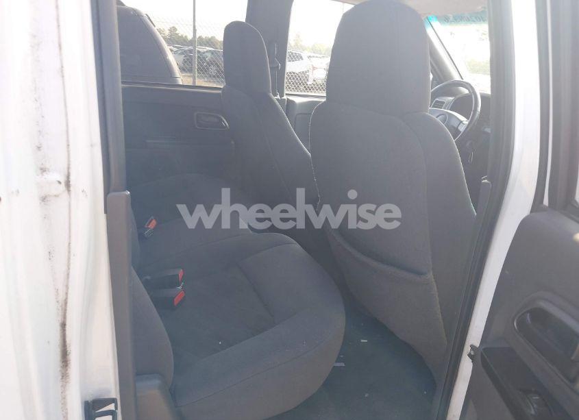 Photo 8 of 2005 Chevrolet Colorado (VIN 1GCDT136558211136)