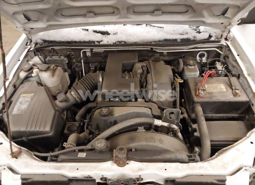 Photo 10 of 2004 Chevrolet Colorado LS (VIN 1GCDT136648127714)