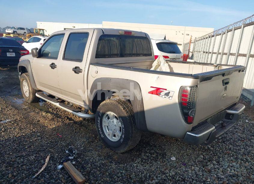 Photo 3 of 2004 Chevrolet Colorado LS (VIN 1GCDT136648141371)
