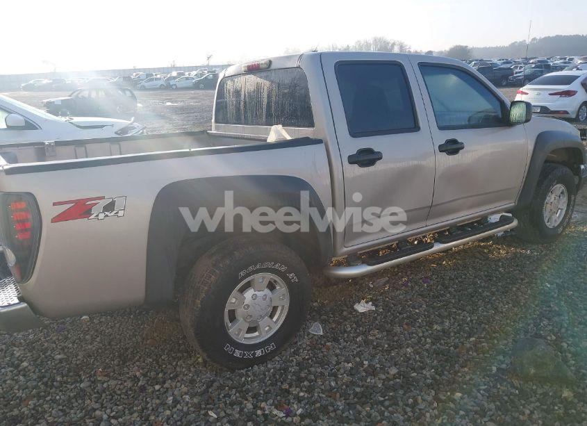Photo 4 of 2004 Chevrolet Colorado LS (VIN 1GCDT136648141371)