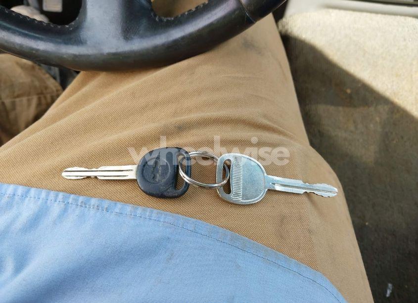 Photo 11 of 2005 Chevrolet Colorado LS (VIN 1GCDT136658110557)