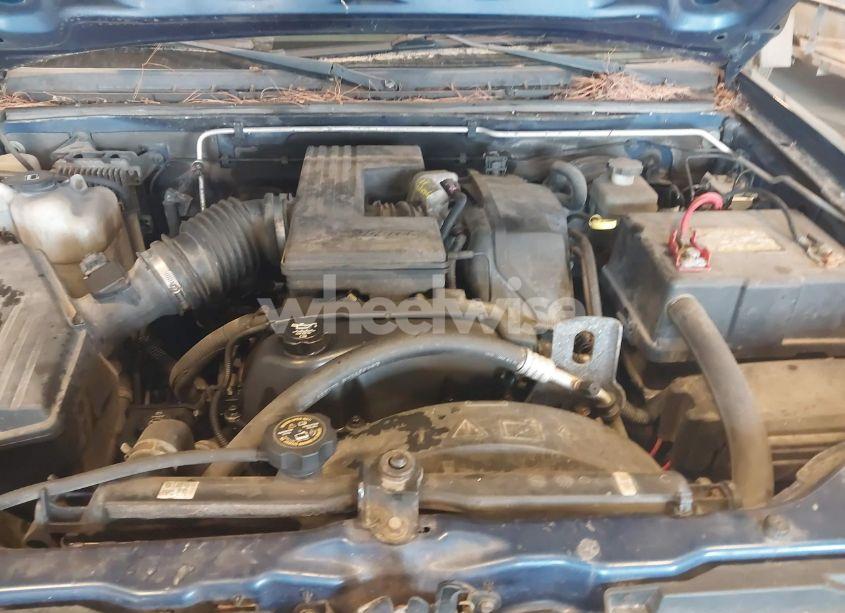 Photo 10 of 2005 Chevrolet Colorado LS (VIN 1GCDT136658270583)