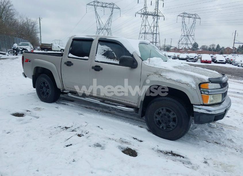 2005 Chevrolet Colorado LS (VIN 1GCDT136758155779) main photo