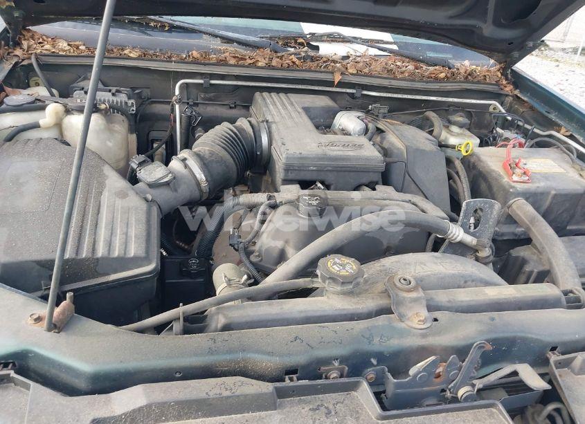 Photo 6 of 2005 Chevrolet Colorado LS (VIN 1GCDT136758177345)