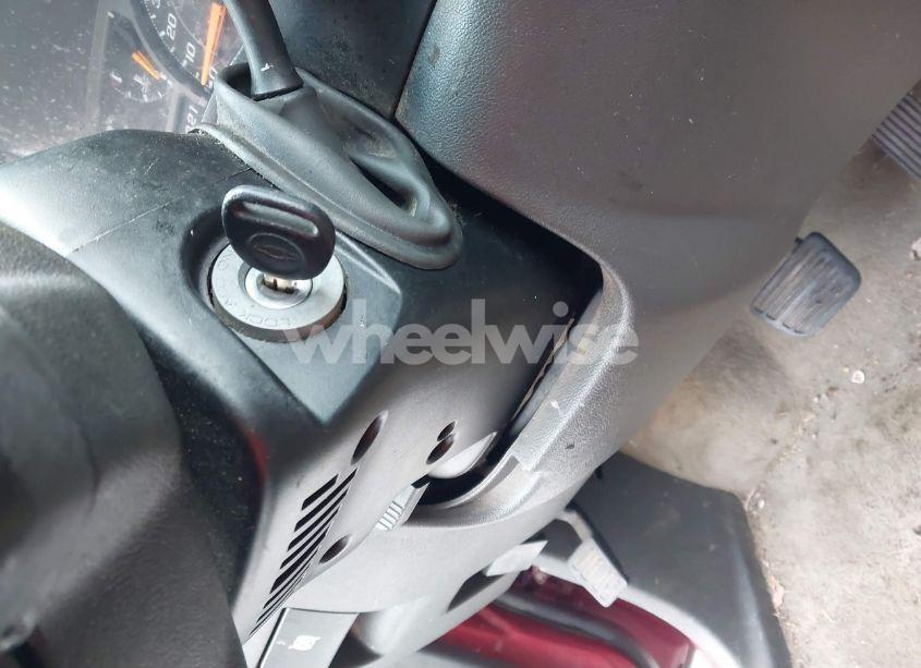 Photo 11 of 2005 Chevrolet Colorado LS (VIN 1GCDT136758205984)