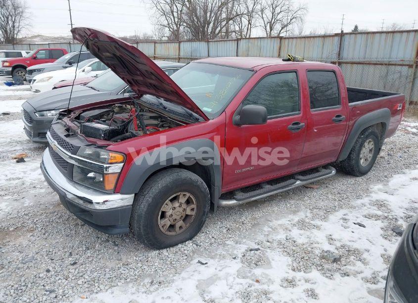 Photo 2 of 2005 Chevrolet Colorado LS (VIN 1GCDT136758205984)