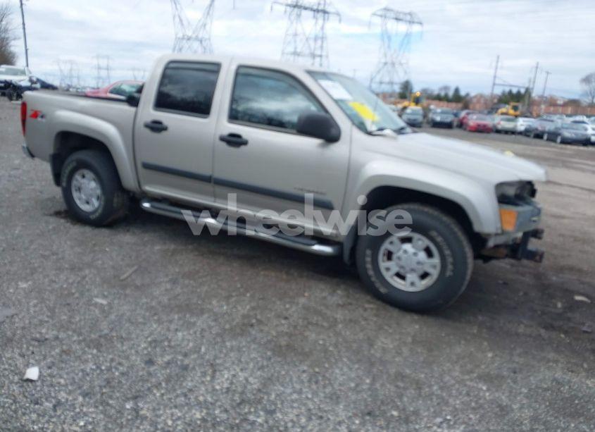 2004 Chevrolet Colorado LS (VIN 1GCDT136848114415) main photo