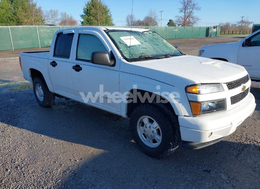 2005 Chevrolet Colorado LS (VIN 1GCDT136858110284) main photo