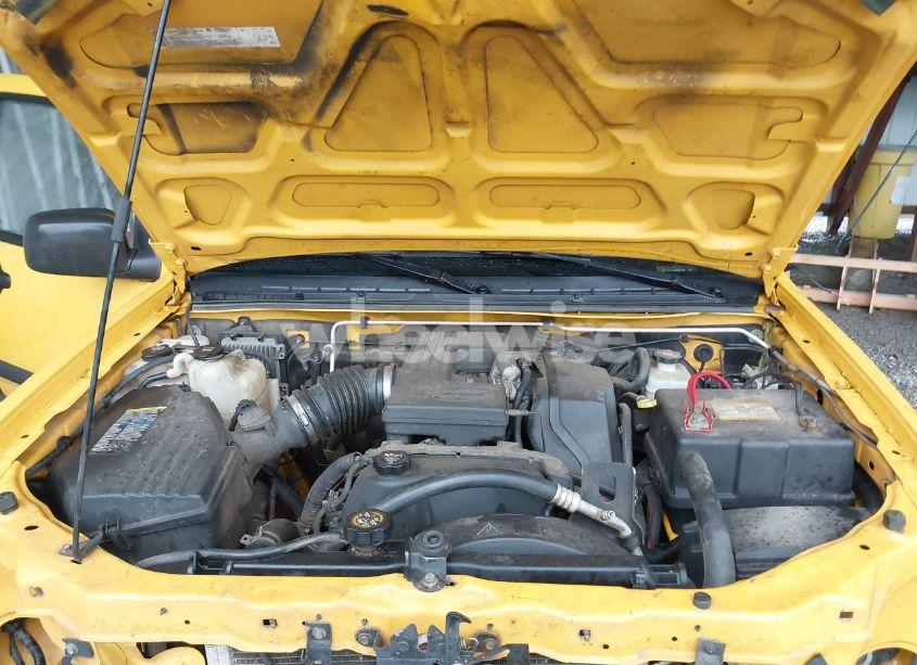 Photo 10 of 2005 Chevrolet Colorado LS (VIN 1GCDT136858229114)