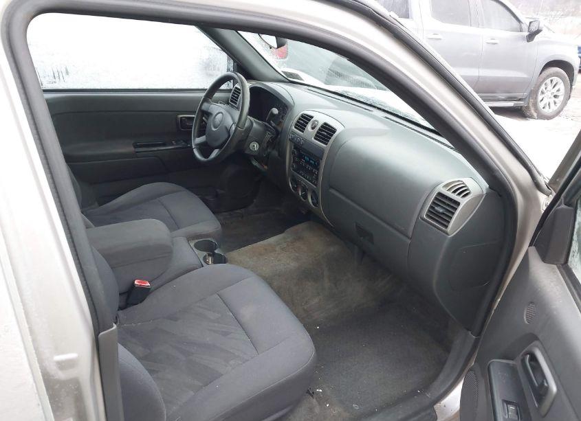 2005 Chevrolet Colorado LS (VIN 1GCDT136858288695) main photo