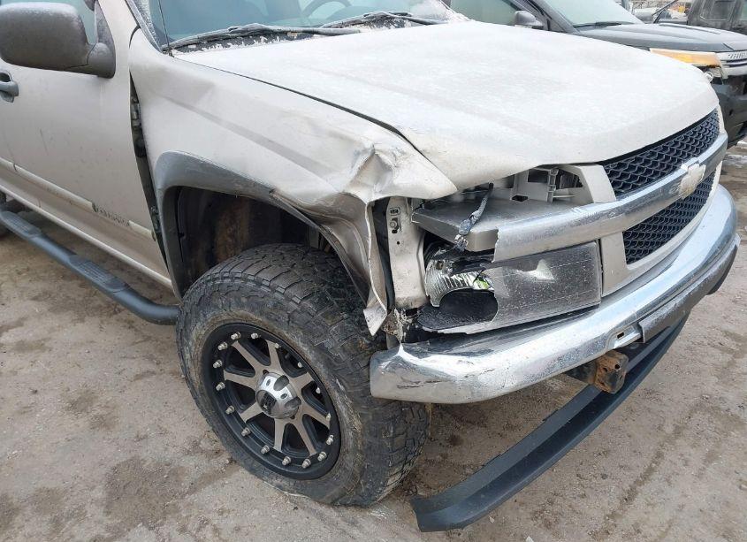 Photo 2 of 2005 Chevrolet Colorado LS (VIN 1GCDT136858288695)