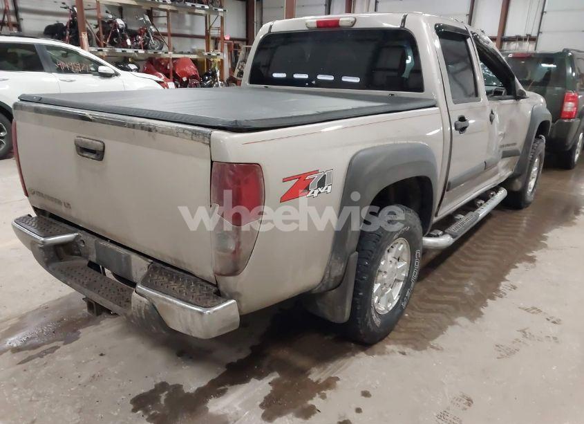 Photo 4 of 2005 Chevrolet Colorado LS (VIN 1GCDT136X58185830)