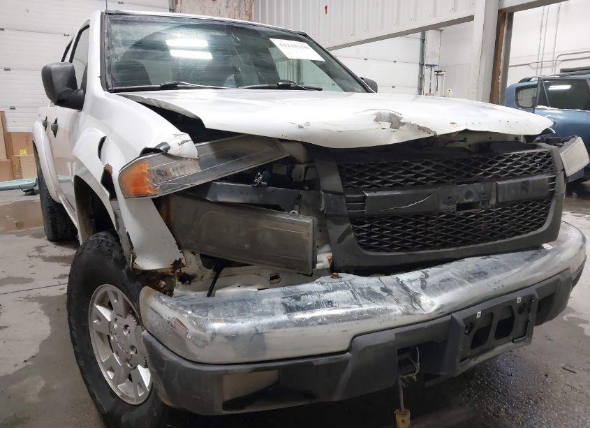 Photo 6 of 2005 Chevrolet Colorado (VIN 1GCDT136X58265371)