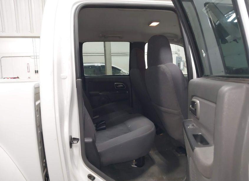 Photo 8 of 2005 Chevrolet Colorado (VIN 1GCDT136X58265371)