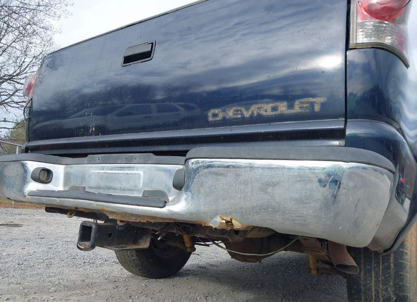 Photo 15 of 2001 Chevrolet S-10 LS (VIN 1GCDT13W51K191497)