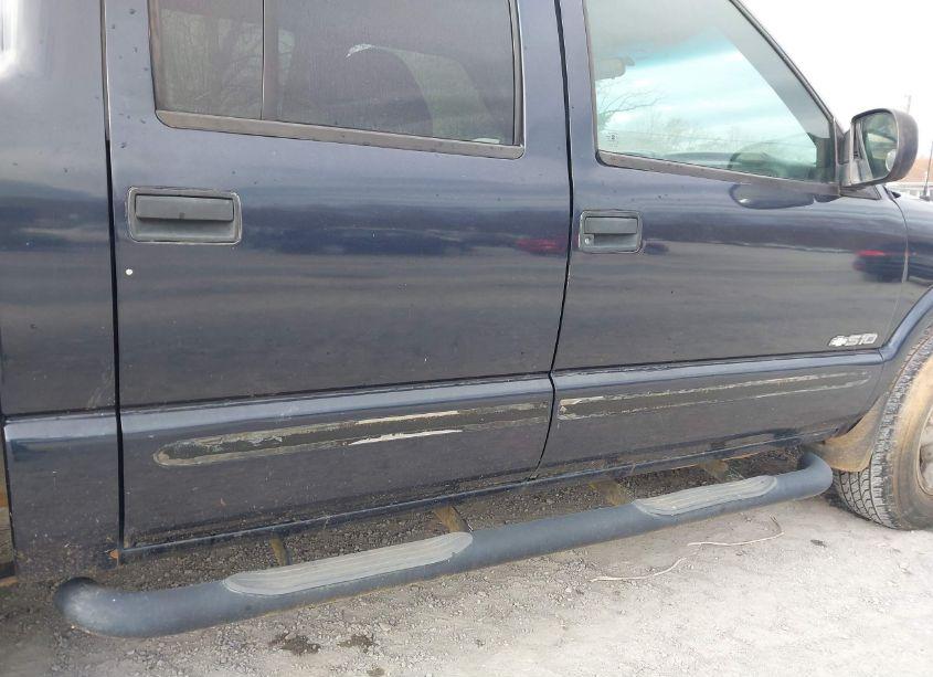 Photo 17 of 2001 Chevrolet S-10 LS (VIN 1GCDT13W51K191497)