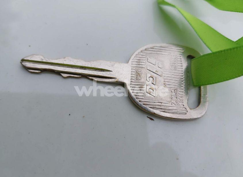 Photo 11 of 2002 Chevrolet S-10 LS (VIN 1GCDT13W62K220569)