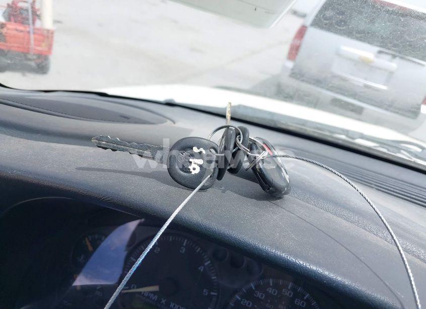 Photo 11 of 2002 Chevrolet S-10 LS (VIN 1GCDT13W72K240961)