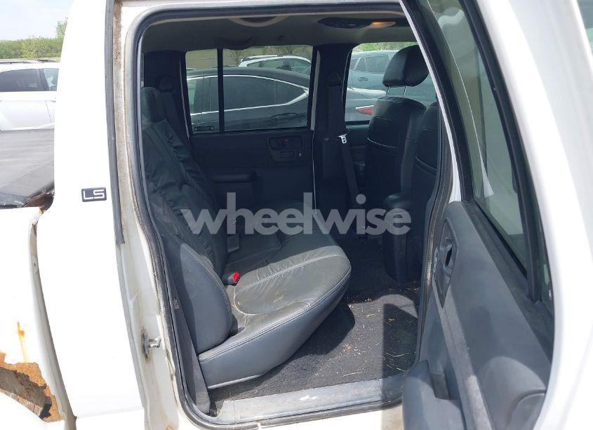 Photo 8 of 2002 Chevrolet S-10 LS (VIN 1GCDT13W72K240961)