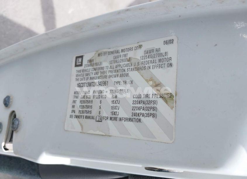 Photo 9 of 2002 Chevrolet S-10 LS (VIN 1GCDT13W72K240961)