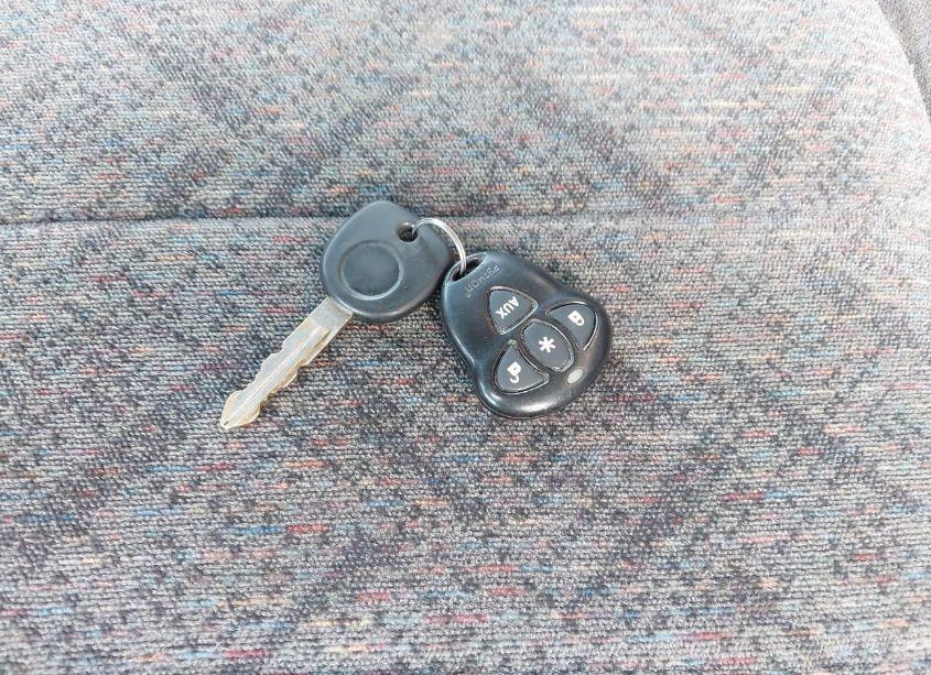 Photo 11 of 2002 Chevrolet S-10 LS (VIN 1GCDT13WX2K112469)